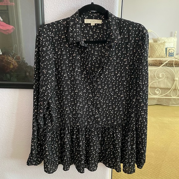 Women's LOFT Black Cherry Print Long Sleeve Peplum Blouse Size Medium - Picture 4 of 8
